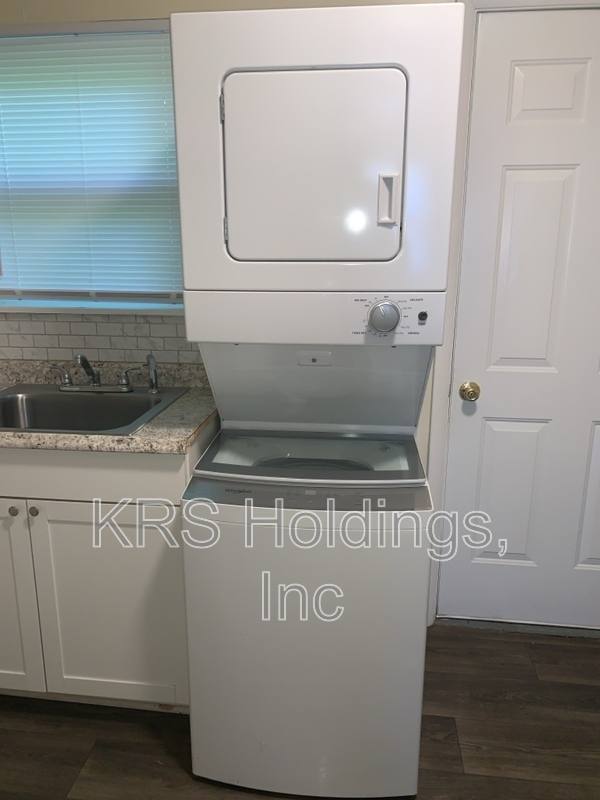 Townhouse for rent at 1708 Carlisle Ave #6, Henrico, VA 23231