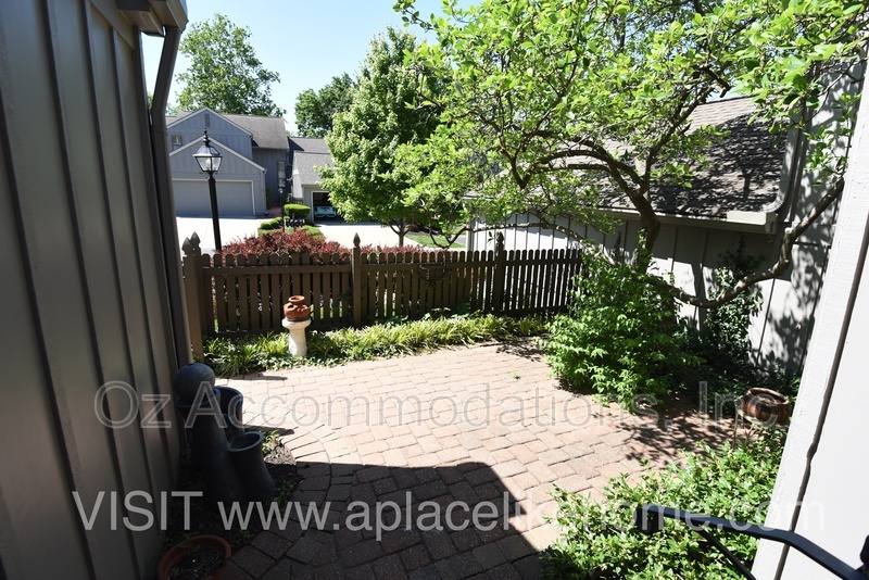 Townhouse for rent at 4300 W 111th Terrace, Leawood, KS 66211