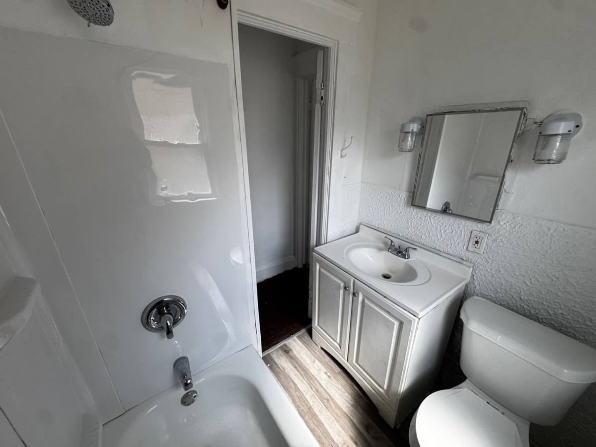 Apartment for rent at 880 Stevenson Rd, Cleveland, OH 44110