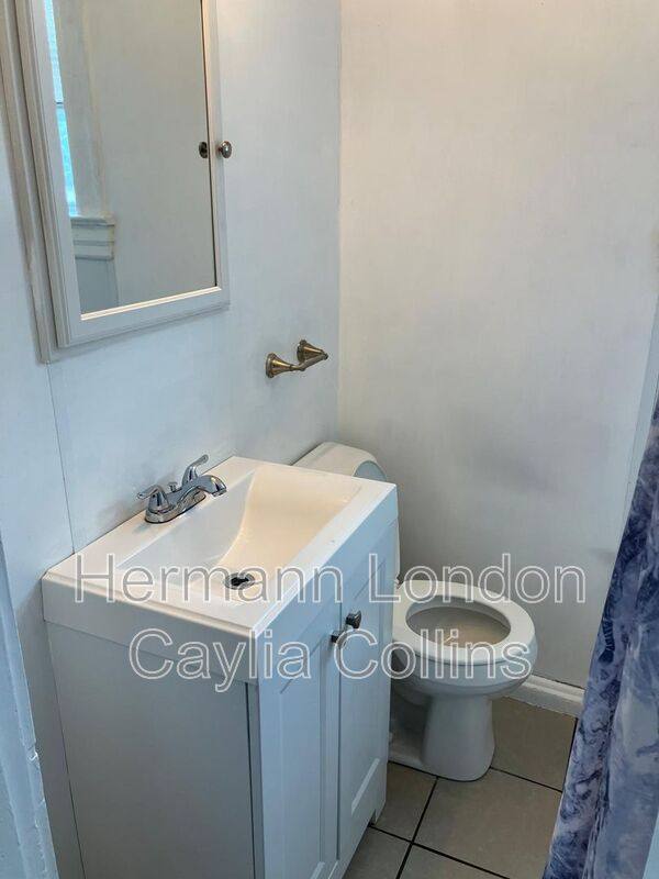 Apartment for rent at 4657-4659 Idaho Ave #4657 2F, Saint Louis, MO 63111