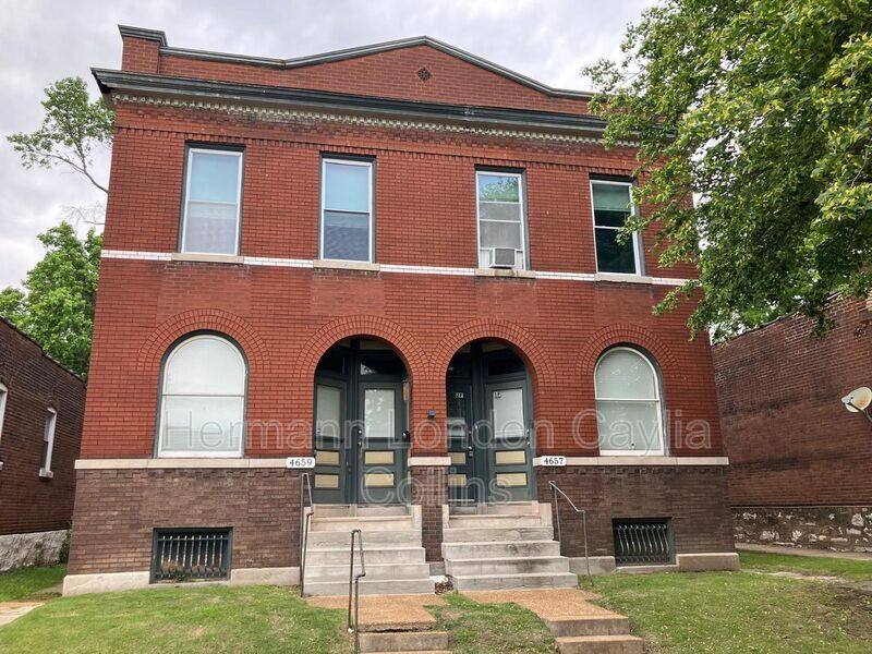 Apartment for rent at 4657-4659 Idaho Ave #4657 2F, Saint Louis, MO 63111