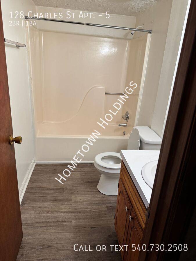 Apartment for rent at 128 Charles St #5, Danville, VA 24541
