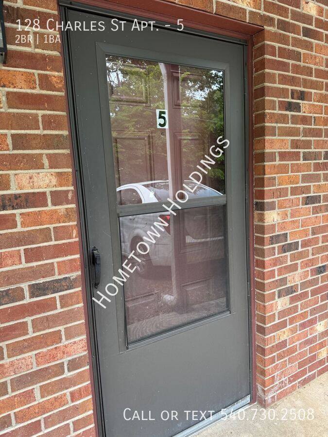 Apartment for rent at 128 Charles St #5, Danville, VA 24541