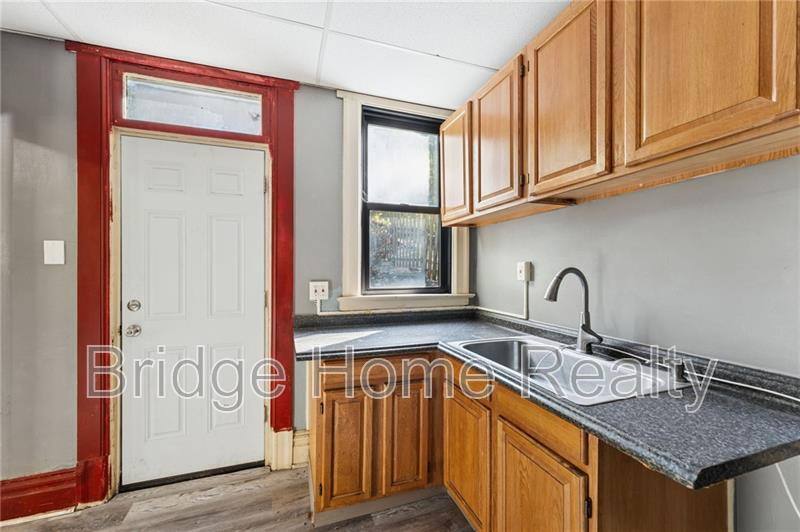 House for rent at 1250 Blackadore Ave, Pittsburgh, PA 15221