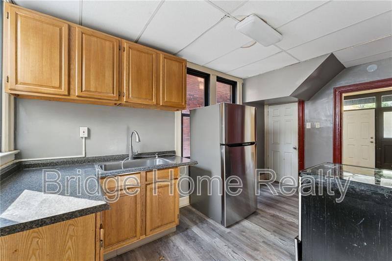 House for rent at 1250 Blackadore Ave, Pittsburgh, PA 15221
