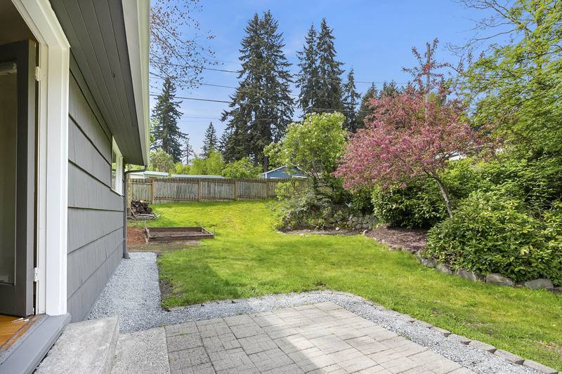 House for rent at 14803 Corliss Ave N, Seattle, WA 98133