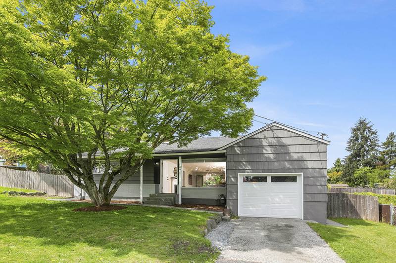House for rent at 14803 Corliss Ave N, Seattle, WA 98133