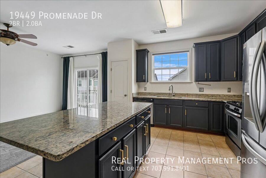 Condo for rent at 19449 Promenade Dr, Leesburg, VA 20176