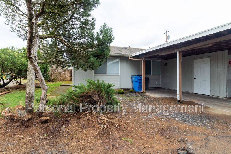 Townhouse for rent at 4325 E 17th St #1, Vancouver, WA 98661