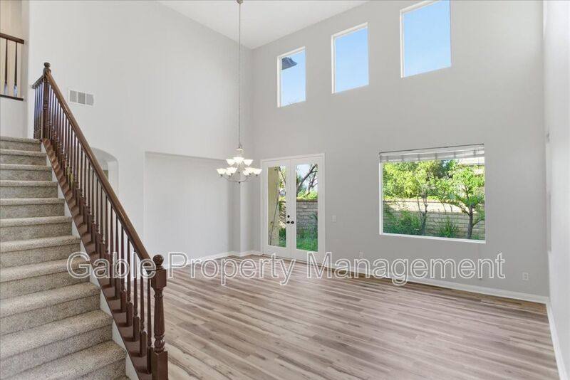 House for rent at 25386 Playa Serena Dr, Stevenson Ranch, CA 91381