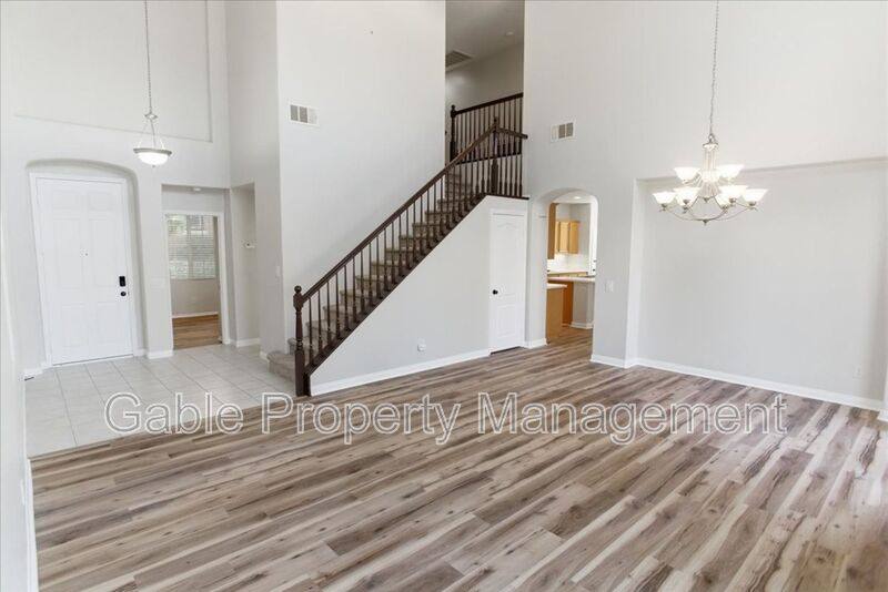 House for rent at 25386 Playa Serena Dr, Stevenson Ranch, CA 91381