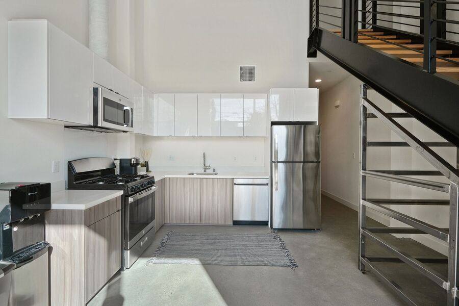 Apartment for rent at 950 63rd St #102, Emeryville, CA 94608