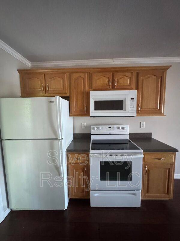 Apartment for rent at 1515 W Madison Ave #1C, Athens, TN 37303