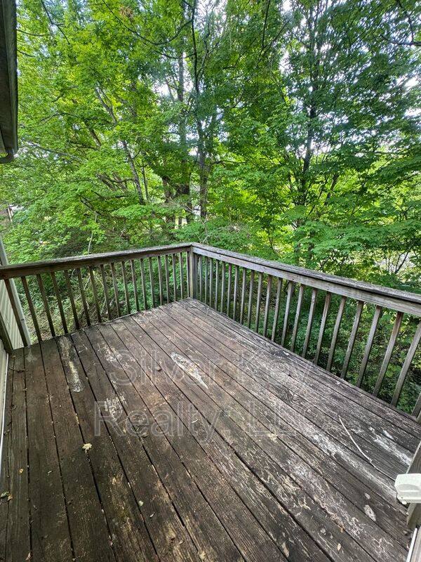 Apartment for rent at 1515 W Madison Ave #1C, Athens, TN 37303