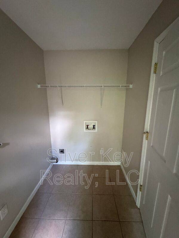 Apartment for rent at 1515 W Madison Ave #1C, Athens, TN 37303