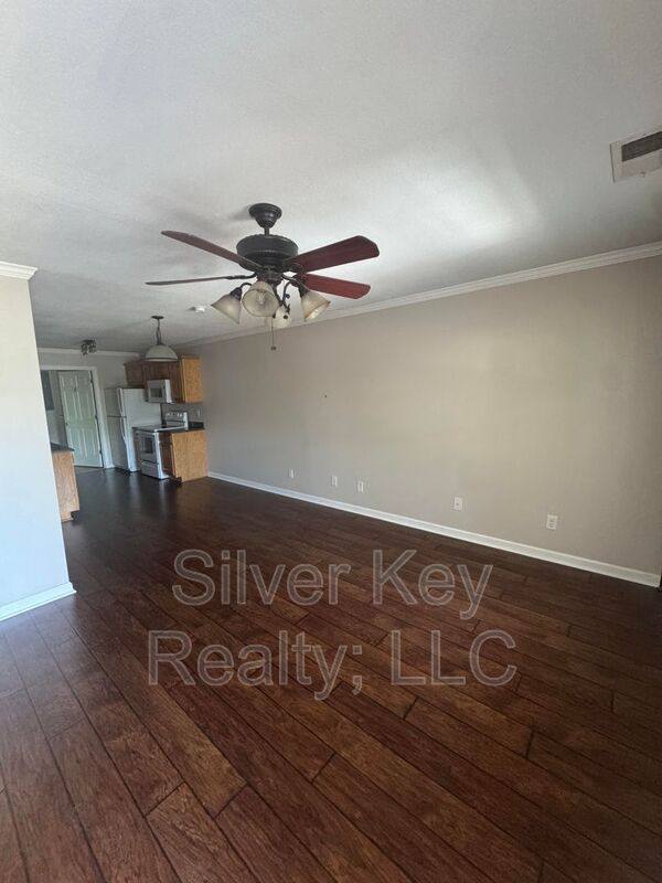 Apartment for rent at 1515 W Madison Ave #1C, Athens, TN 37303
