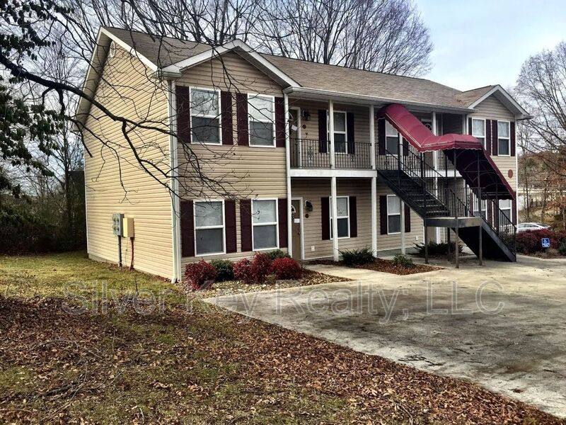 Apartment for rent at 1515 W Madison Ave #1C, Athens, TN 37303