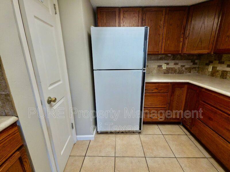 Apartment for rent at 1310 Ray Berglund Blvd #A, Round Rock, TX 78664