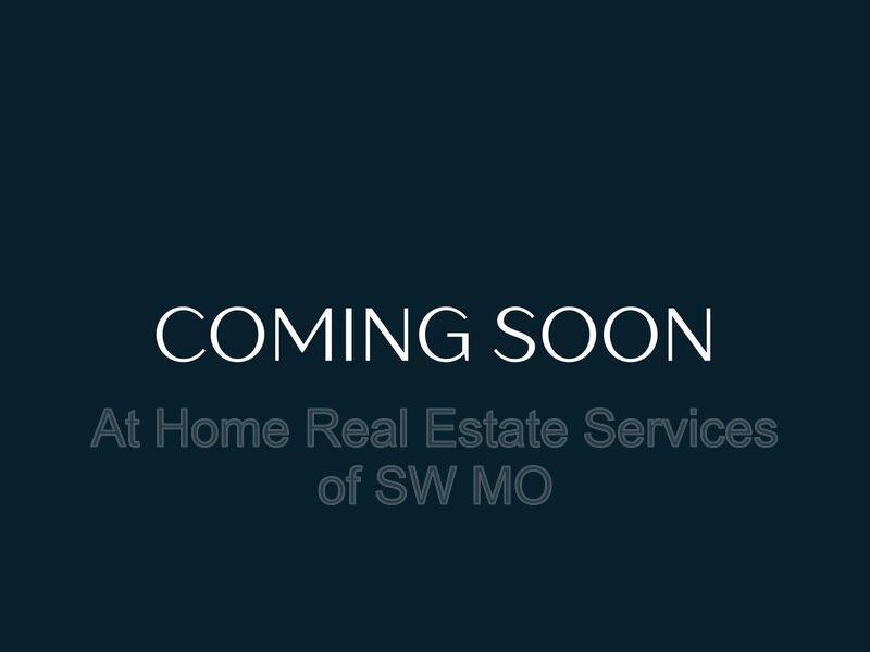Apartment for rent at 950 N Parkwood Ave, Republic, MO 65738