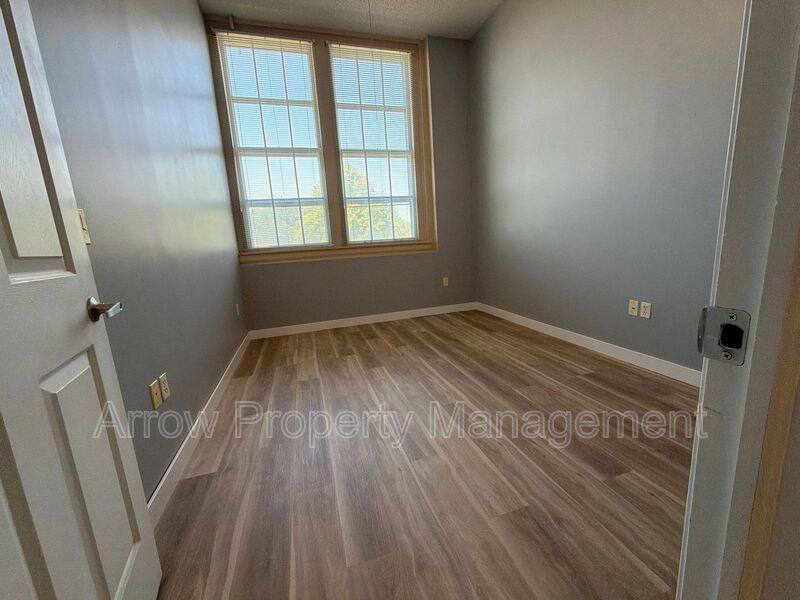 Apartment for rent at 720 J St #102, Fairbury, NE 68352