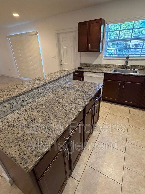 Apartment for rent at 3525 NW 114th Lane, Coral Springs, FL 33065