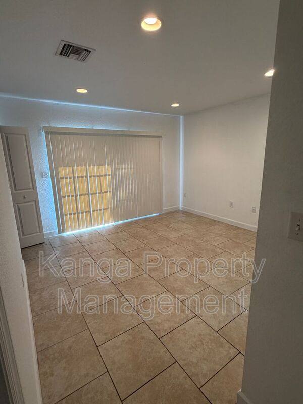 Apartment for rent at 3525 NW 114th Lane, Coral Springs, FL 33065