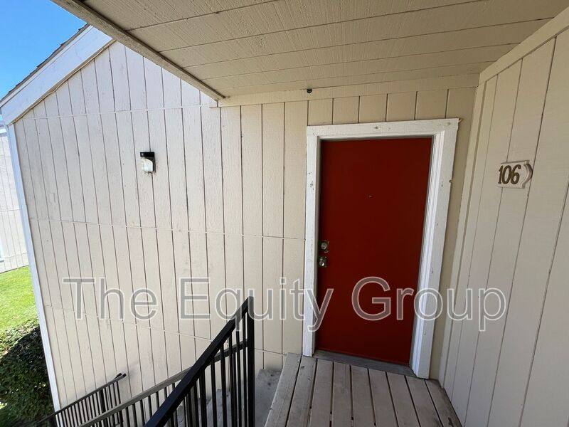 Apartment for rent at 1704 W Olive Ave #106, Porterville, CA 93257
