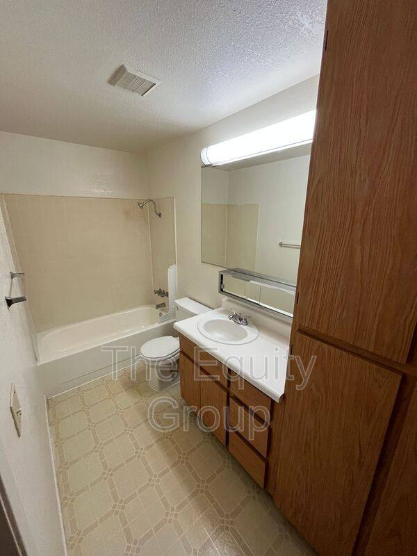 Apartment for rent at 1704 W Olive Ave #106, Porterville, CA 93257