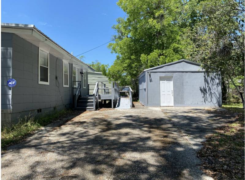 House for rent at 1305 Melson Ave, Jacksonville, FL 32254