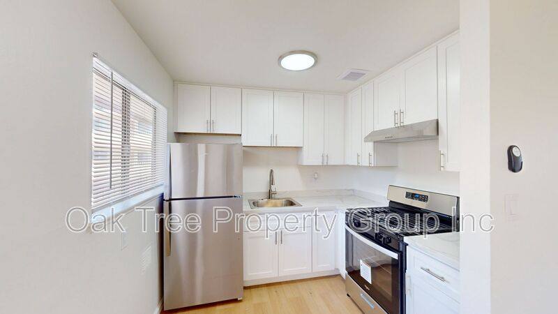 Apartment for rent at 1520 Castro St #15, Oakland, CA 94612