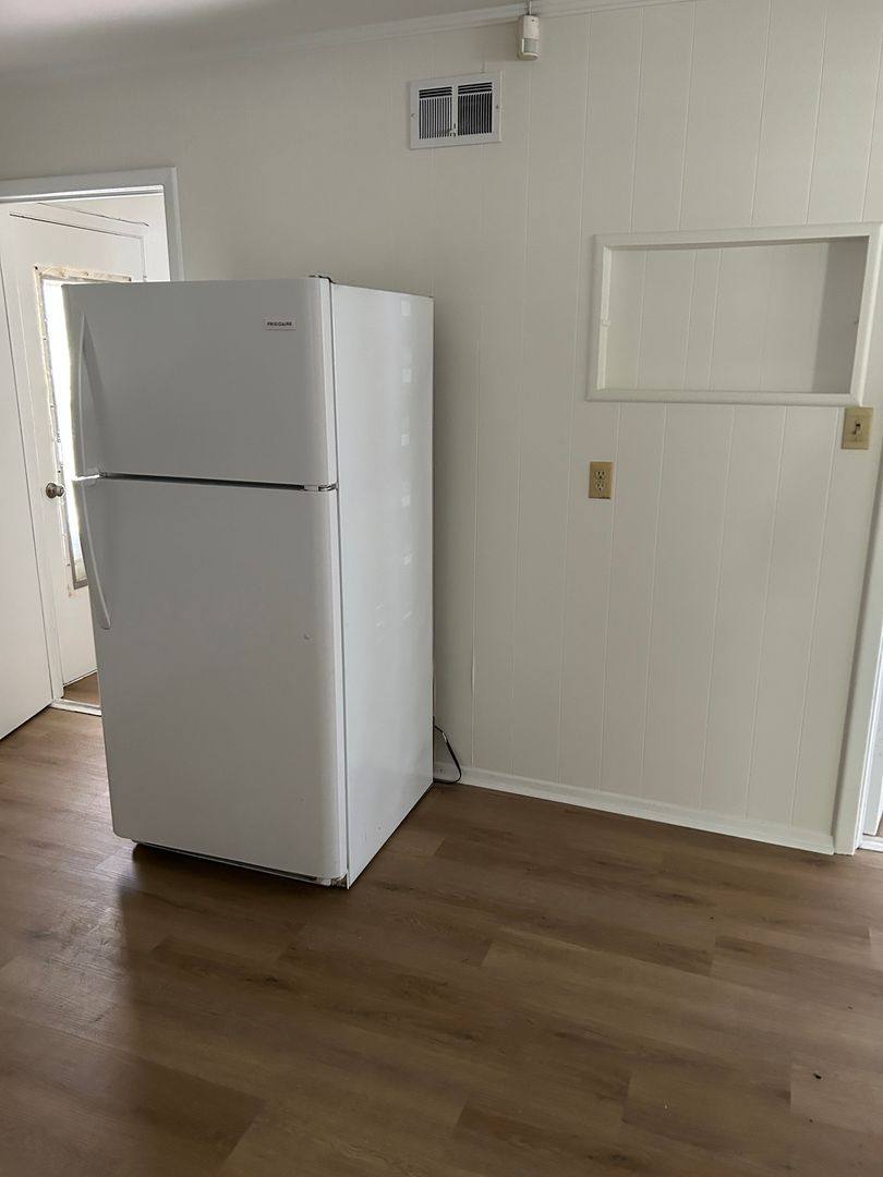 House for rent at 2201 E 37th St, Savannah, GA 31404