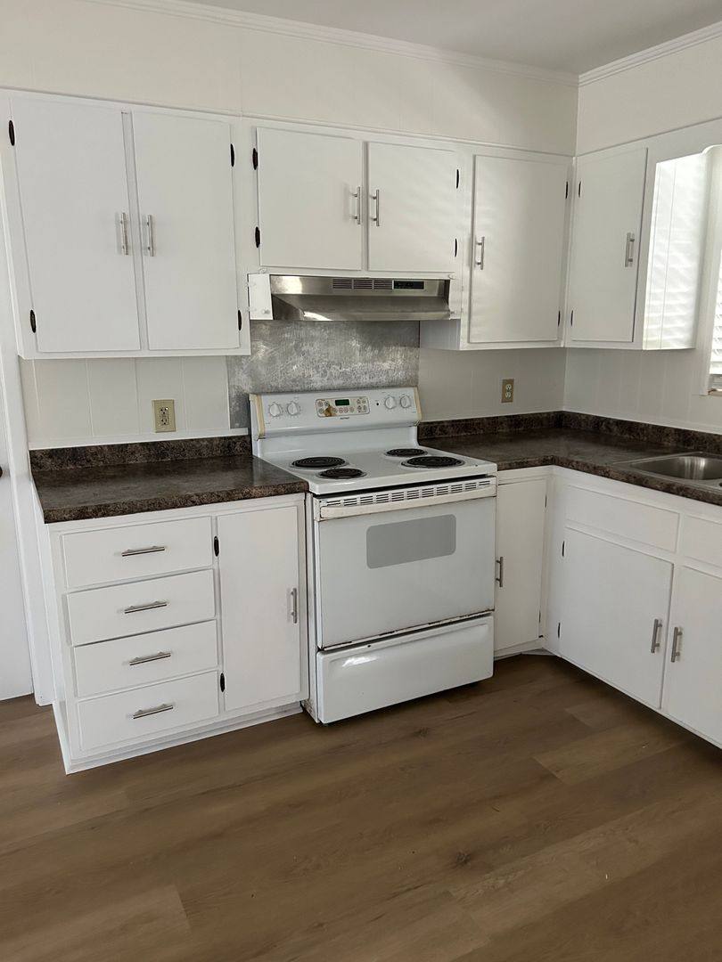 House for rent at 2201 E 37th St, Savannah, GA 31404