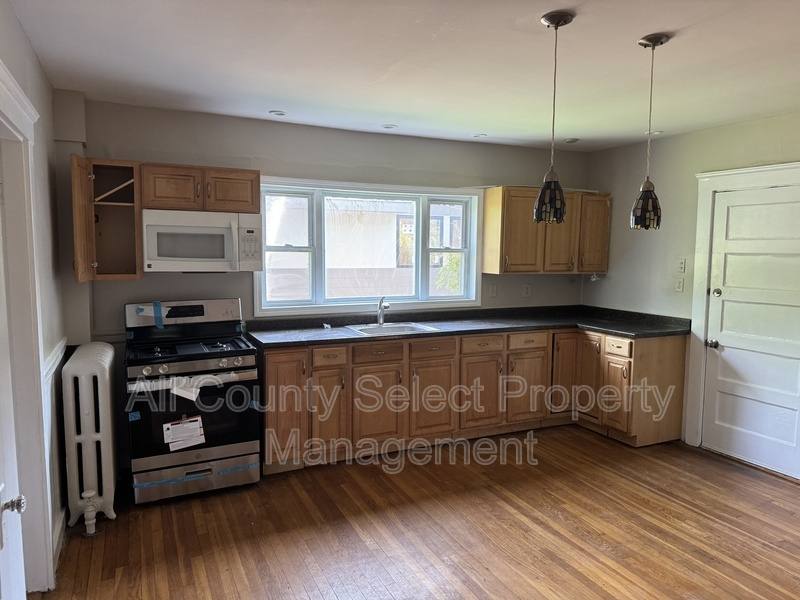 Apartment for rent at 195 Jefferson Ave #1, Salem, MA 01970