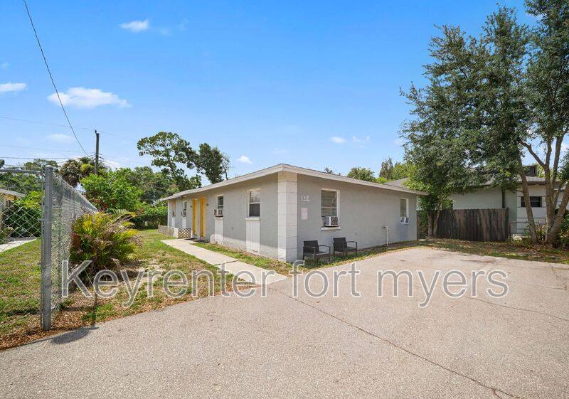Apartment for rent at 322A Louise Ave, Fort Myers, FL 33916