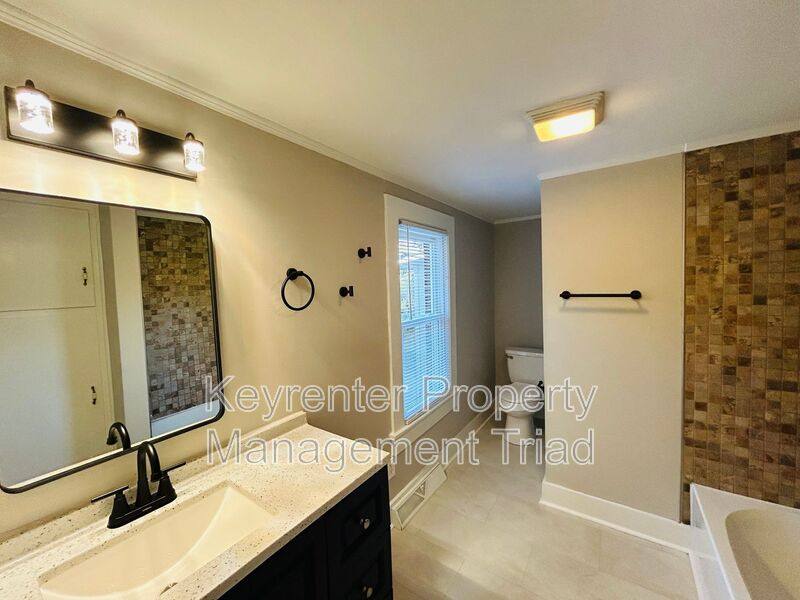 House for rent at 5087 Meadowbrook Dr, Trinity, NC 27370