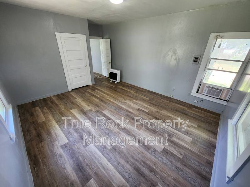 House for rent at 227 N Hope Ave, Ada, OK 74820