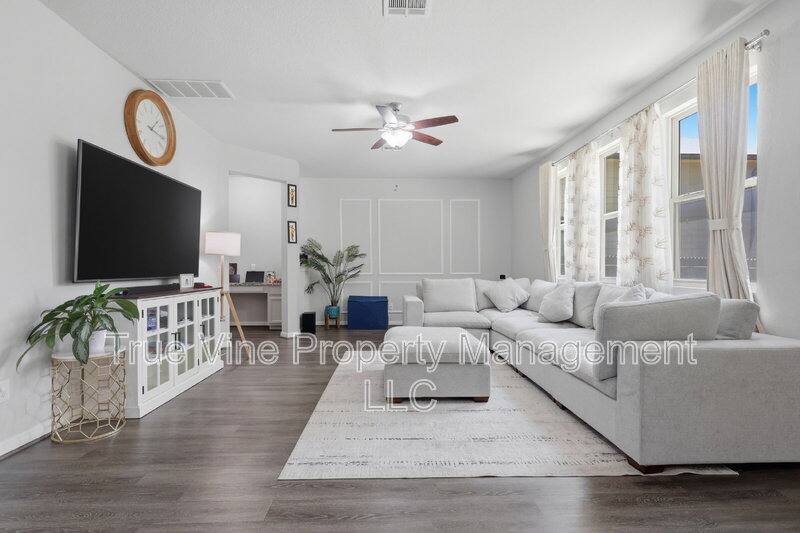 House for rent at 11634 Tribute Oaks, San Antonio, TX 78254