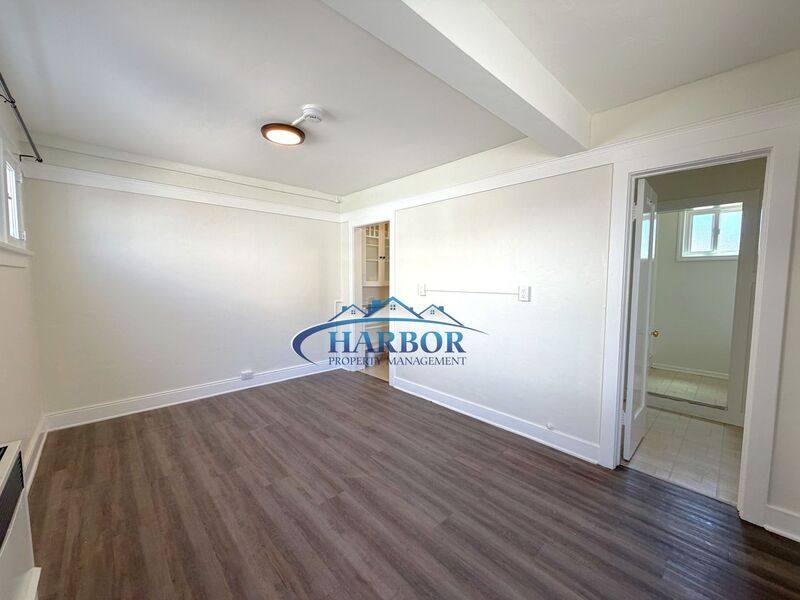 House for rent at 714-718 1 2 W 40th St #718, San Pedro, CA 90731