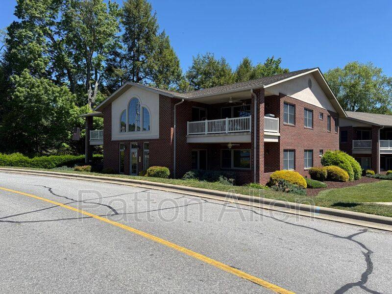 Condo for rent at 1465 S Lakeshore #E2, Lake Junaluska, NC 28745