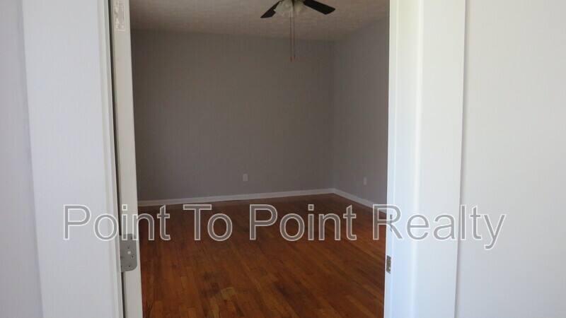 Apartment for rent at 1935 San Marco Blvd #16, Jacksonville, FL 32207