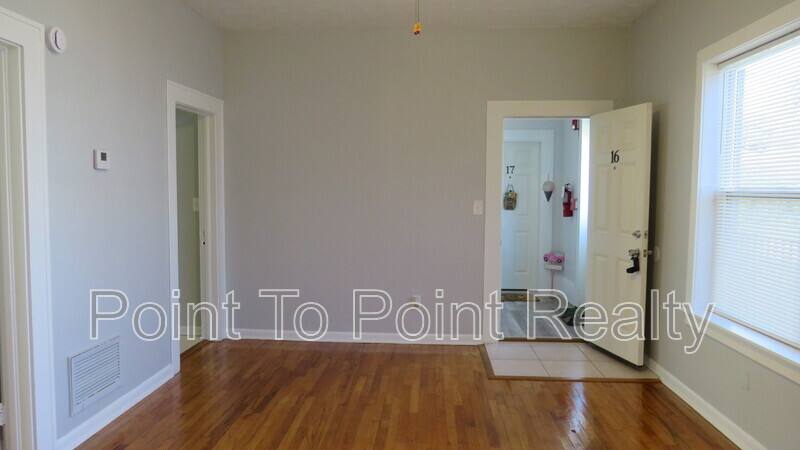 Apartment for rent at 1935 San Marco Blvd #16, Jacksonville, FL 32207