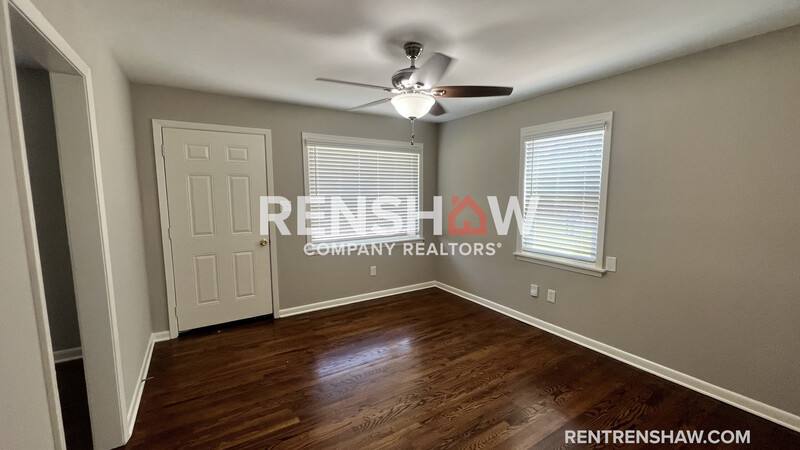 House for rent at 121 W St, Collierville, TN 38017