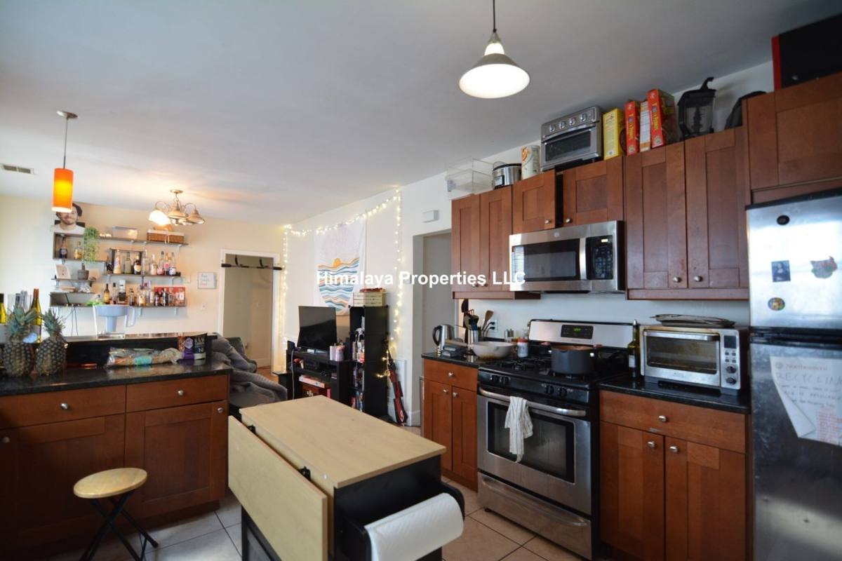 Condo for rent at 222-224 Calumet St #2F, Roxbury Crossing, MA 02120