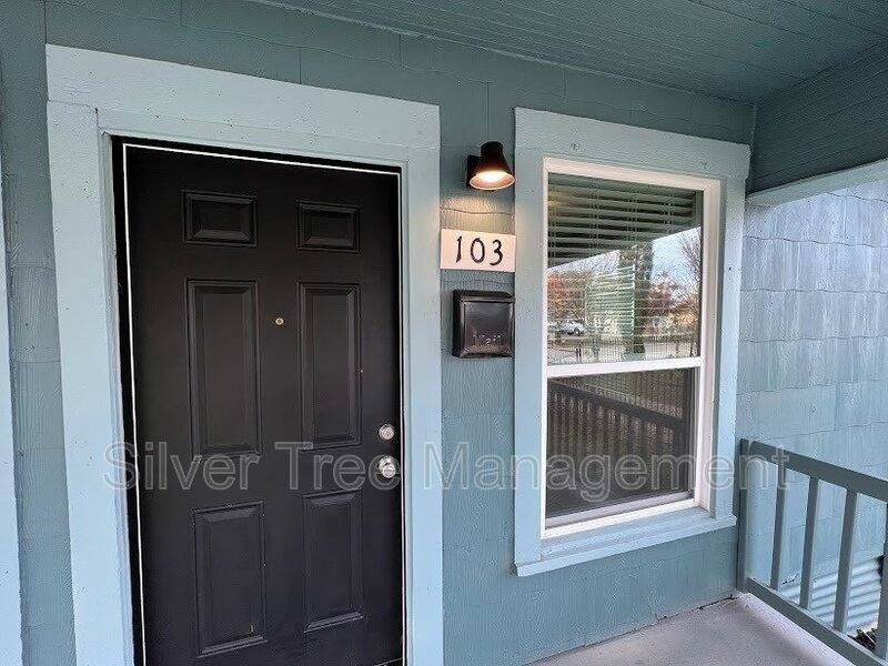 Apartment for rent at 3217 NW 29th St #103, Fort Worth, TX 76106