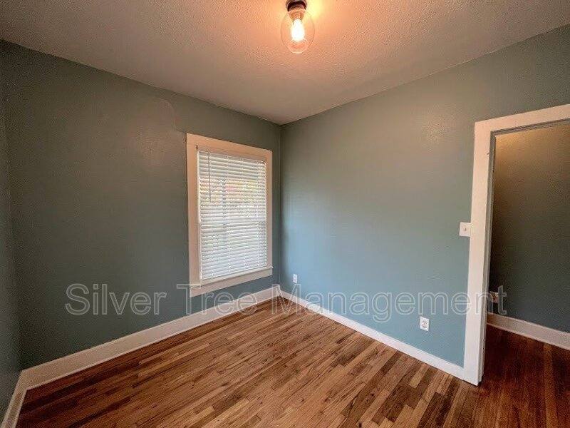 Apartment for rent at 3217 NW 29th St #103, Fort Worth, TX 76106