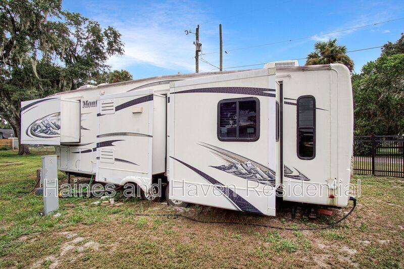 House for rent at 1030 Lake Marion Rd W #4, Haines City, FL 33844