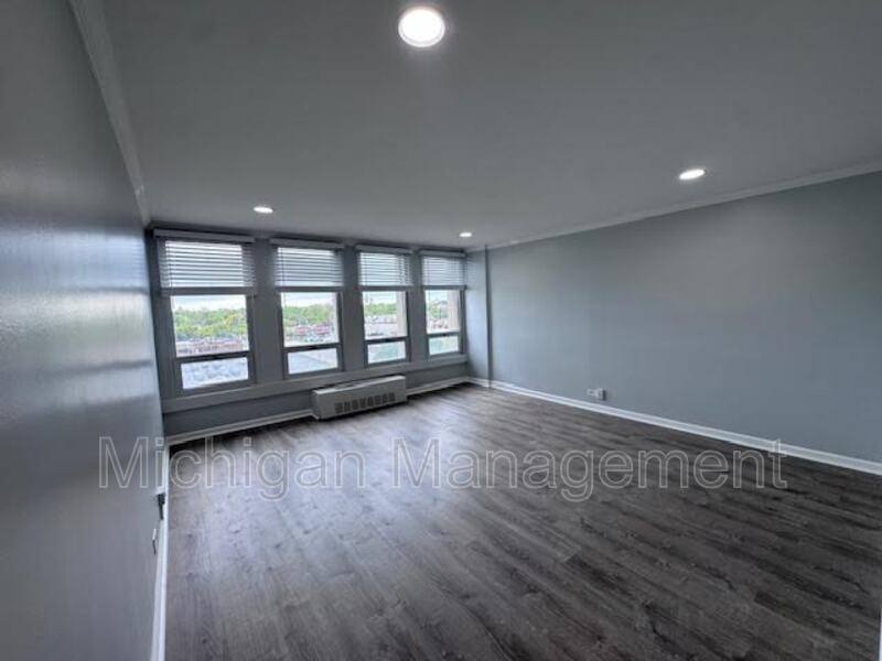 Condo for rent at 22700 Garrison St #604, Dearborn, MI 48124