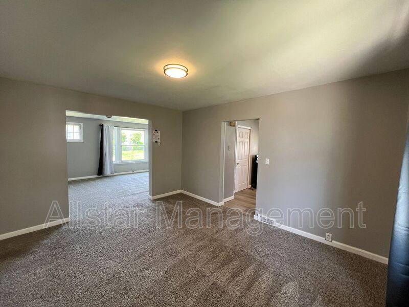Apartment for rent at 4859 E 97th St #DOWN, Cleveland, OH 44125