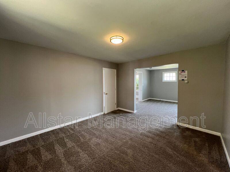 Apartment for rent at 4859 E 97th St #DOWN, Cleveland, OH 44125