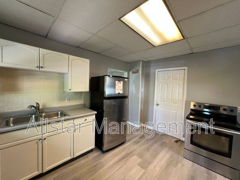 Apartment for rent at 4859 E 97th St #DOWN, Cleveland, OH 44125